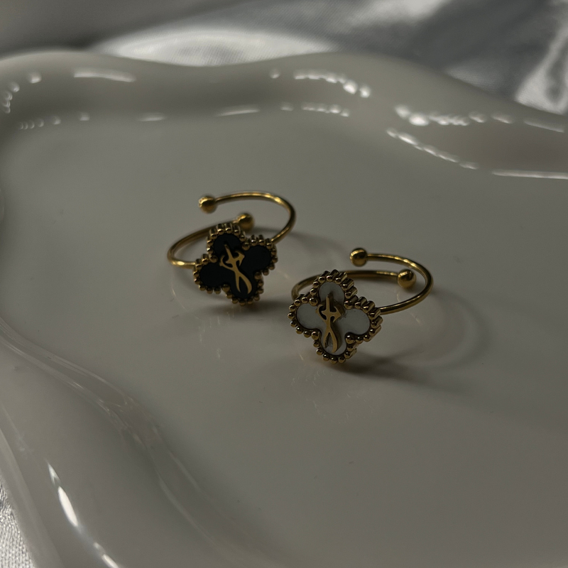 Faith-Inspired Clover Rings (Gold)