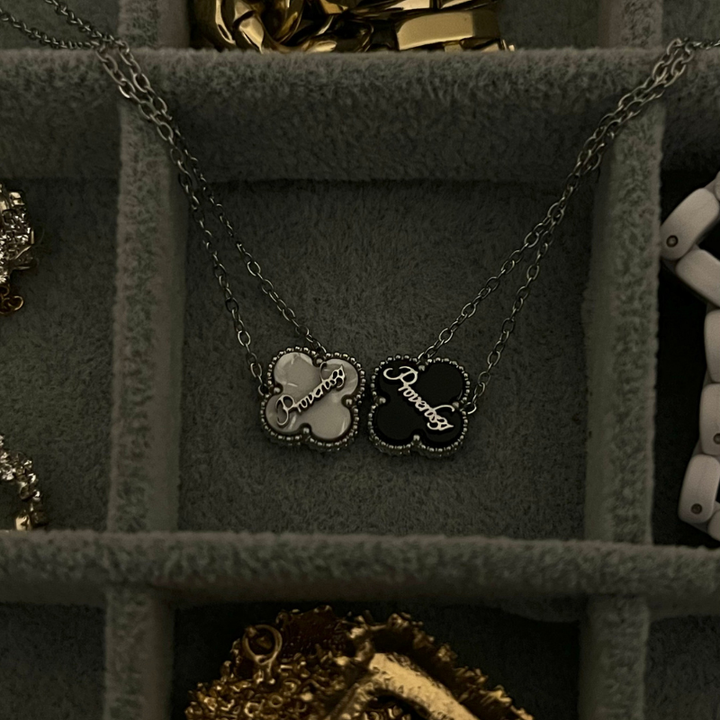 Bible Versed Clover Necklaces (Silver)