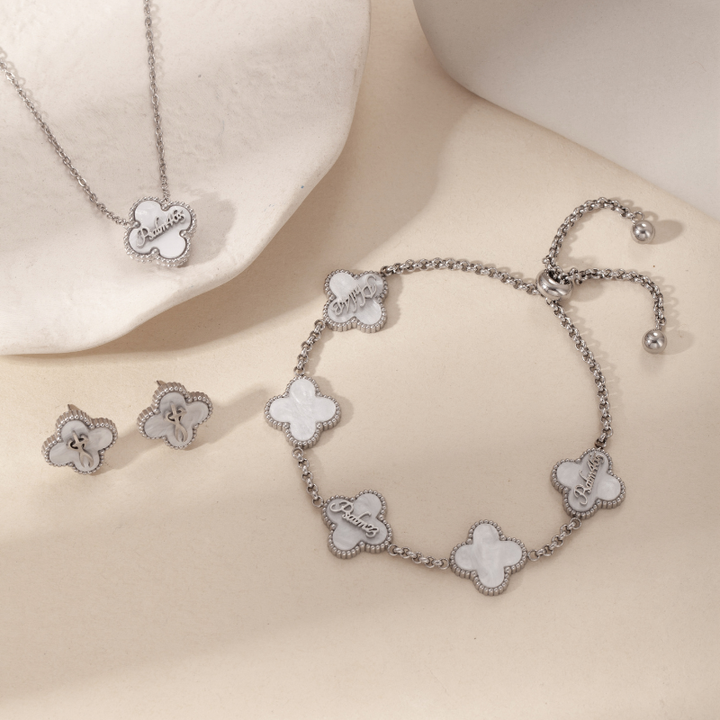 Bible Versed Clover Necklaces (Silver)