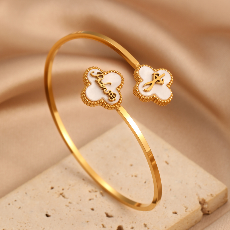 Bible Versed Clover Bangles (Gold)