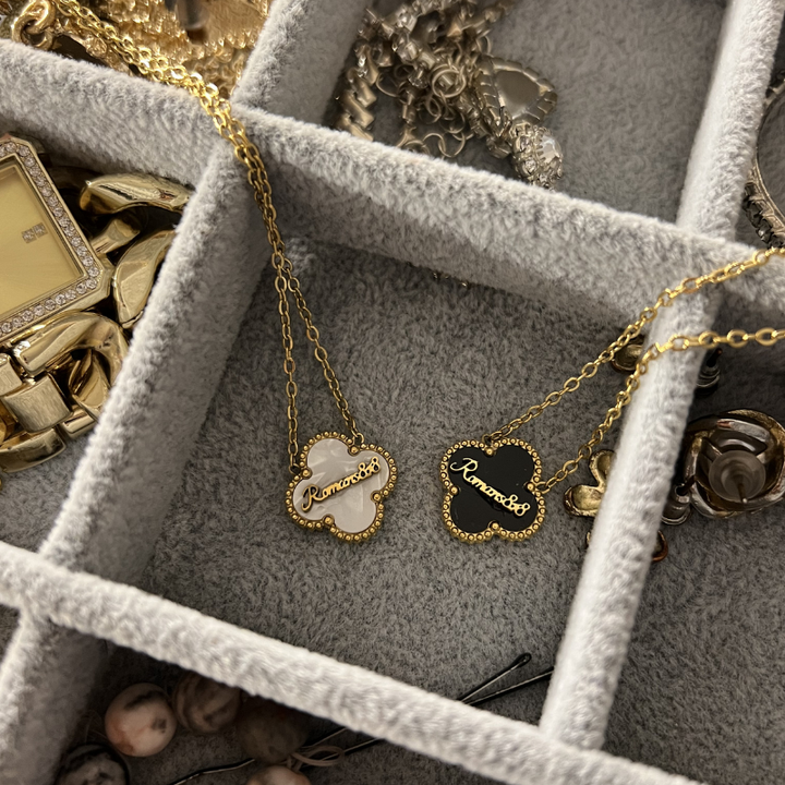 Bible Versed Clover Necklaces (Gold)