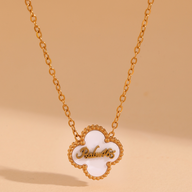 Bible Versed Clover Necklaces (Gold)