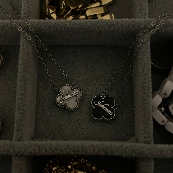 Bible Versed Clover Necklaces (Silver)