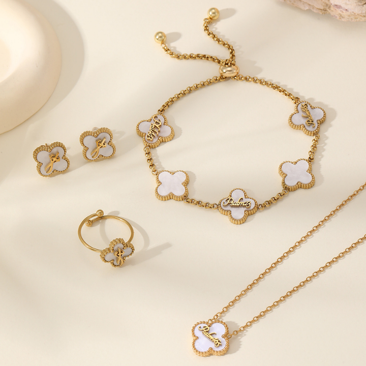 Bible Versed Clover Bracelets (Gold)